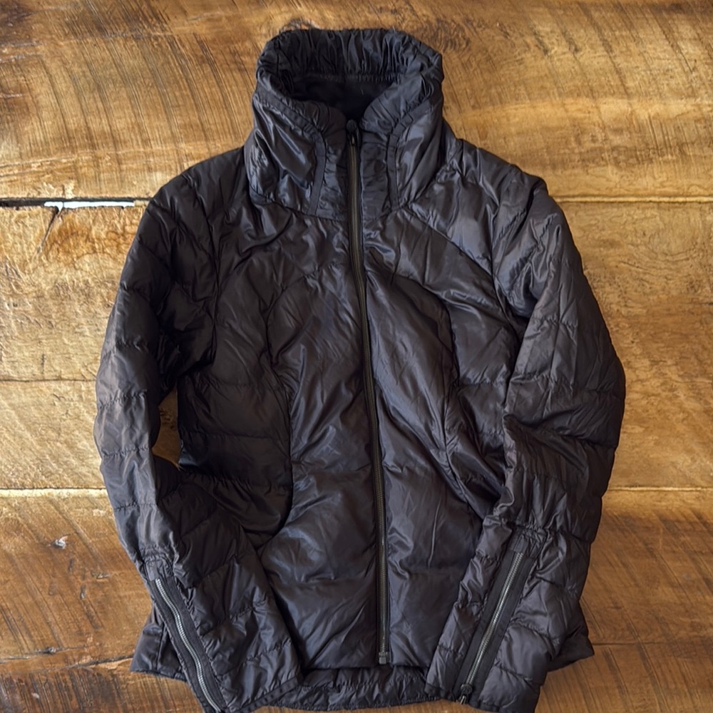 lululemon DOWNTOWN PUFFEY VINTAGE Black Puffer Jacket